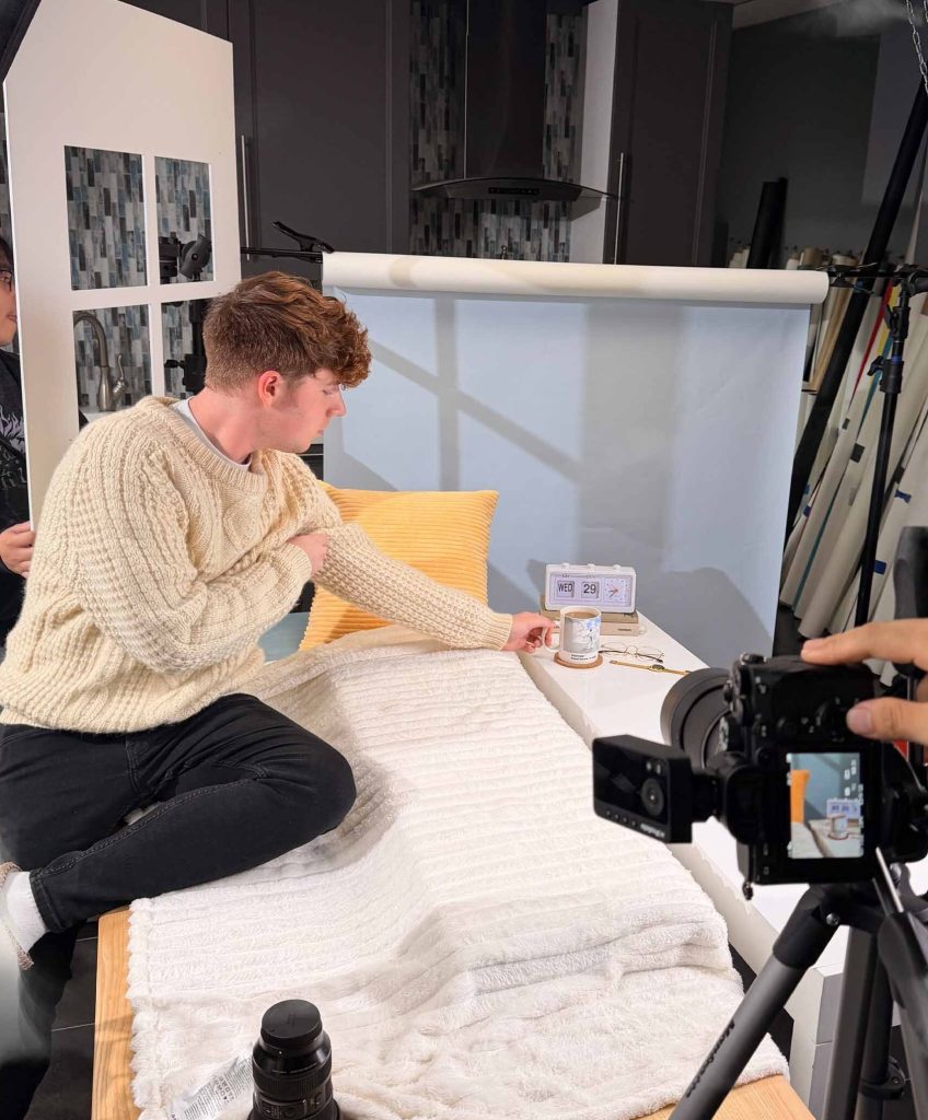 pantone bts 1