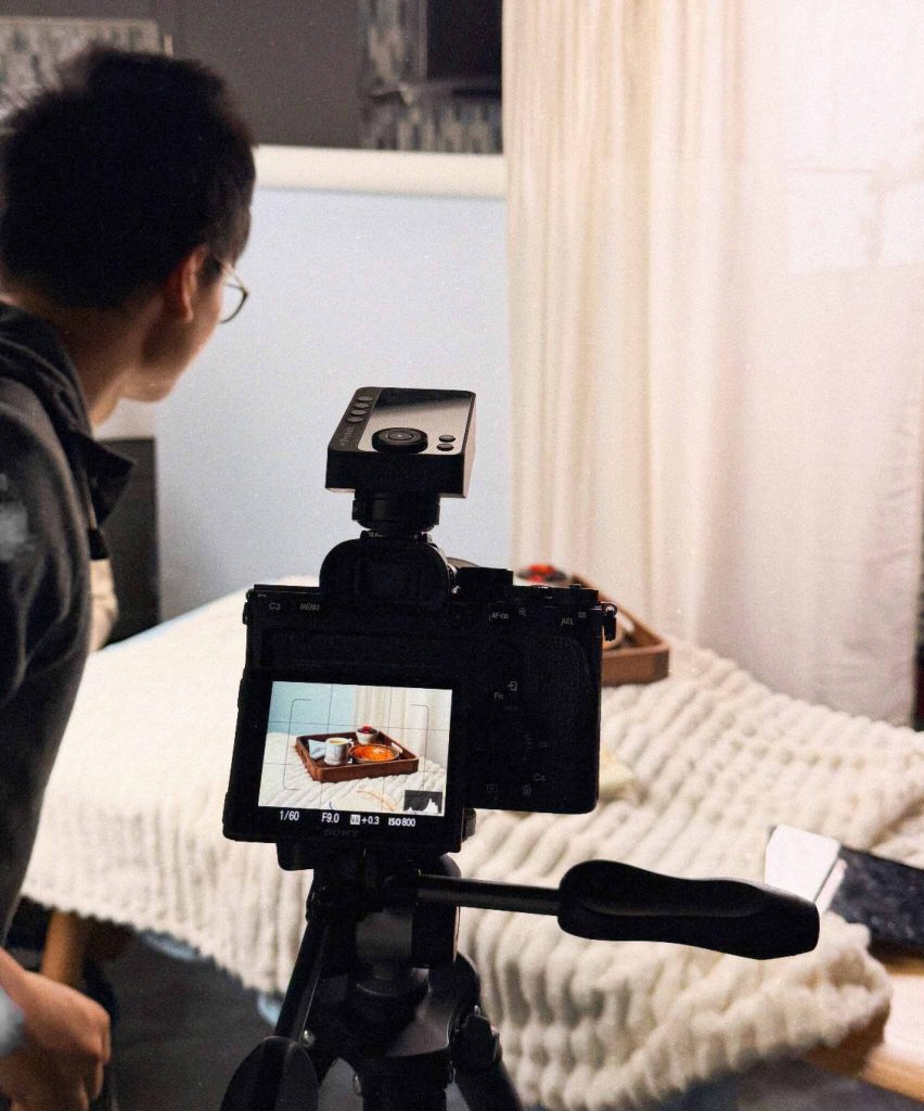 pantone bts 2